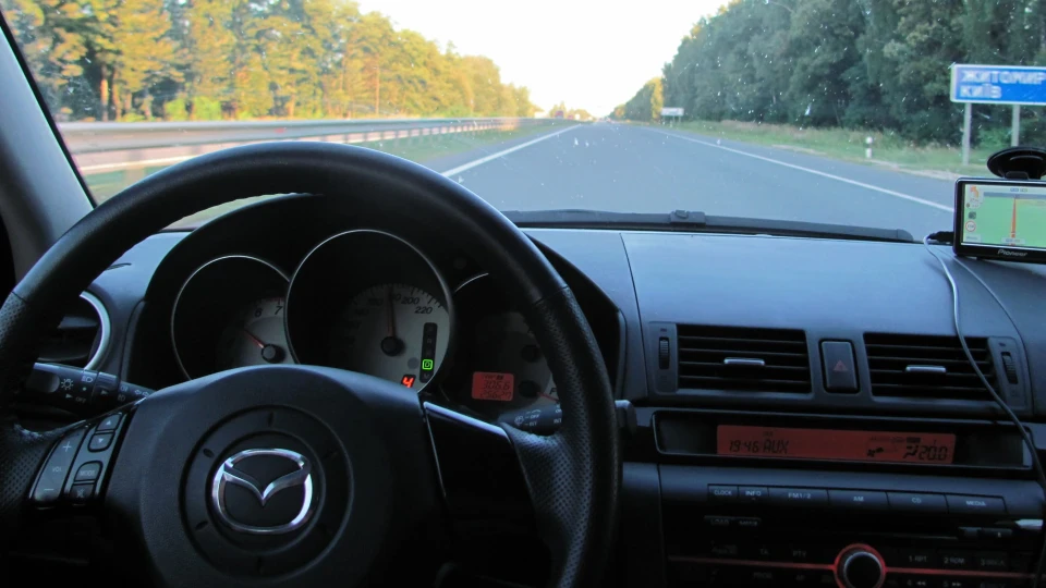 Mazda 3 2
