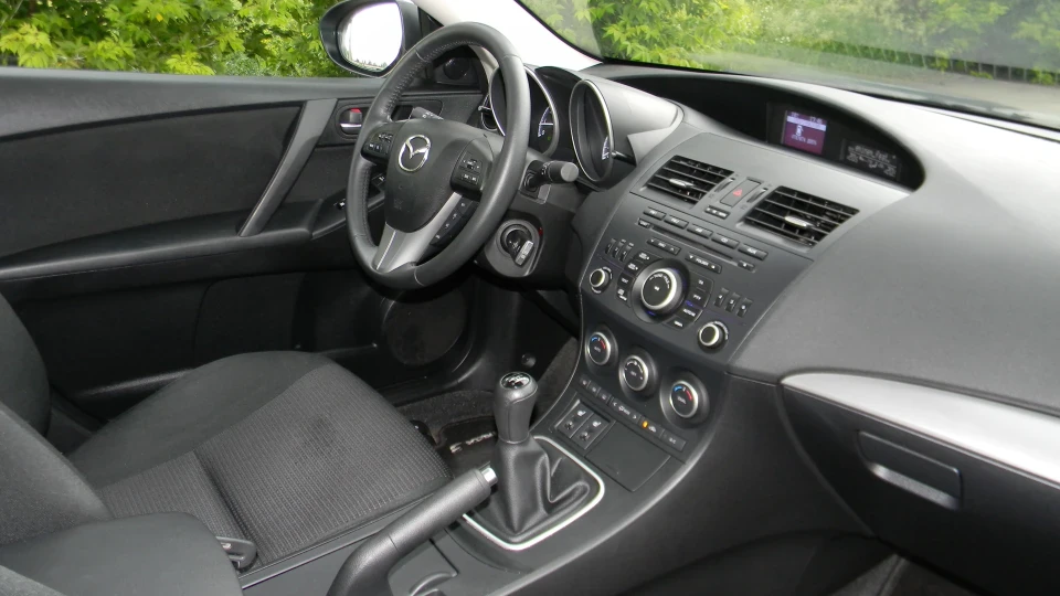Mazda 3 5