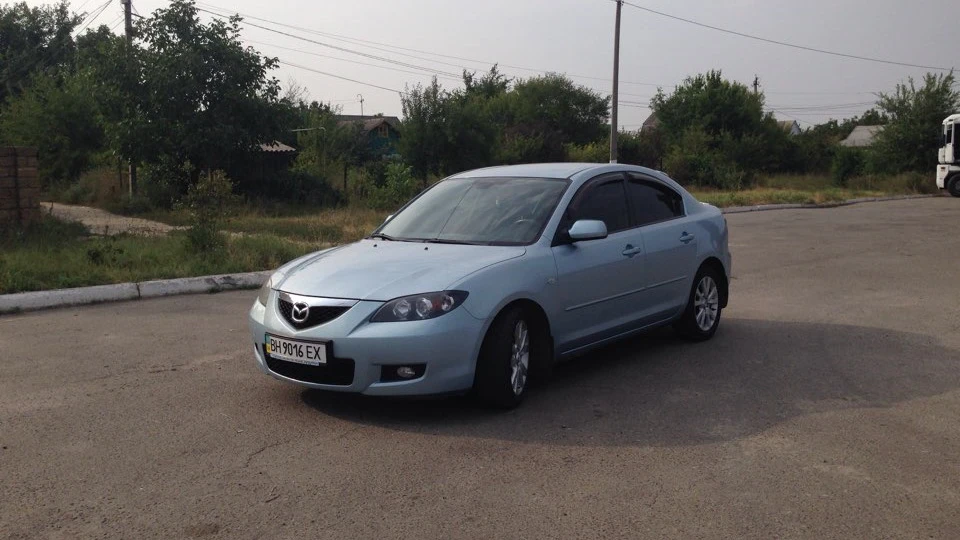 Mazda 3 2