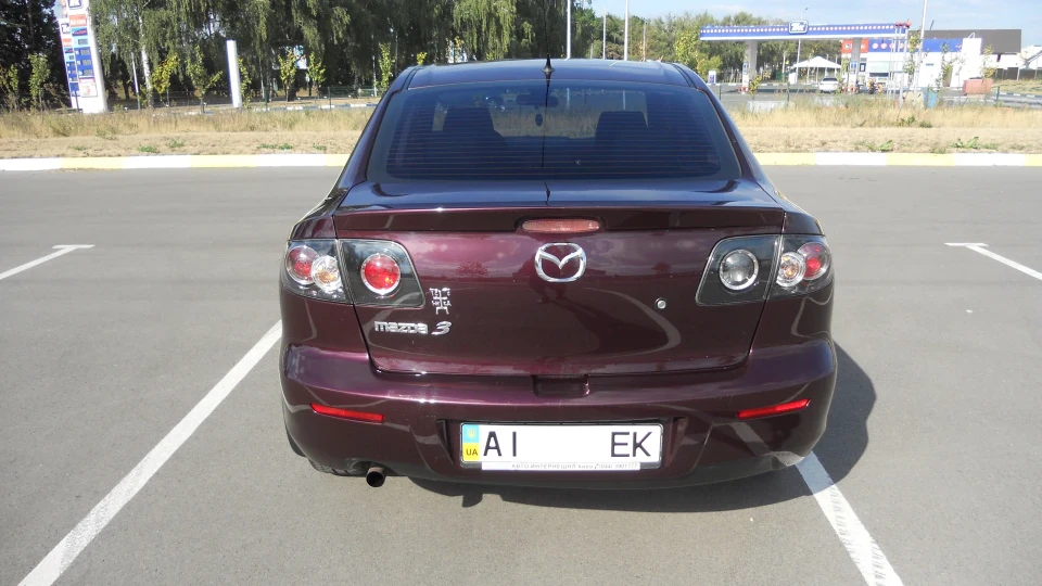 Mazda 3 2