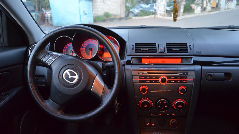 Mazda 3 3