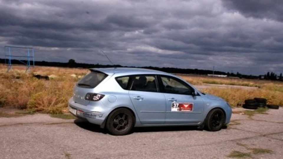 Mazda 3 3