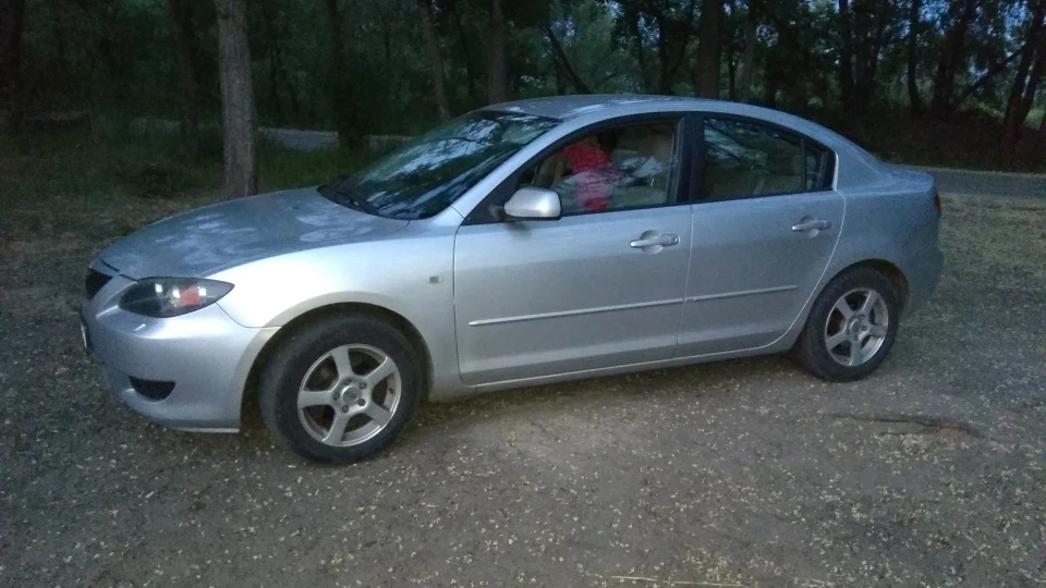 Mazda 3 2