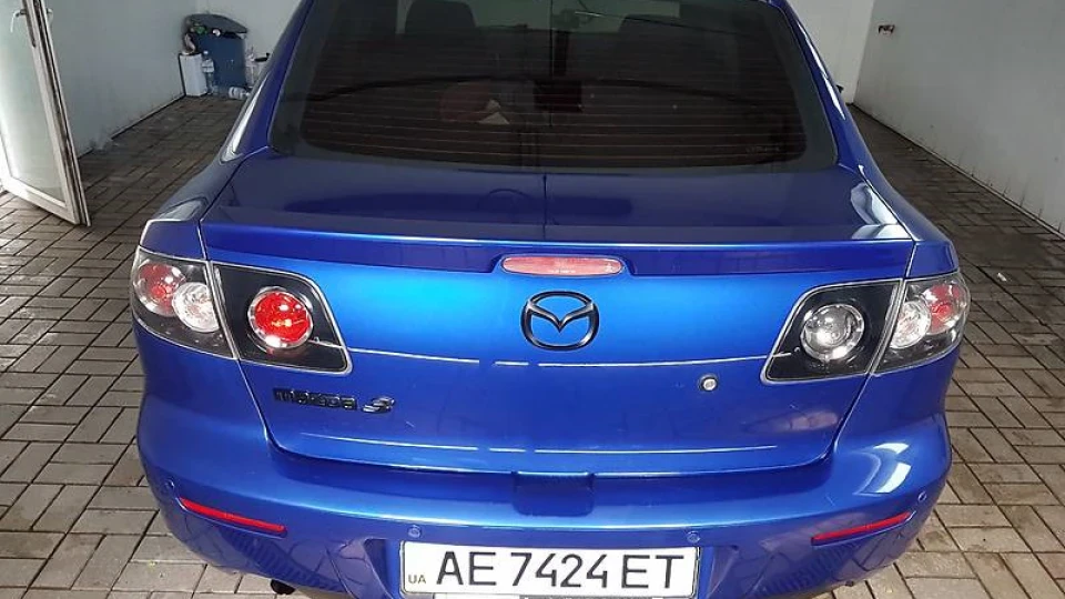Mazda 3 2