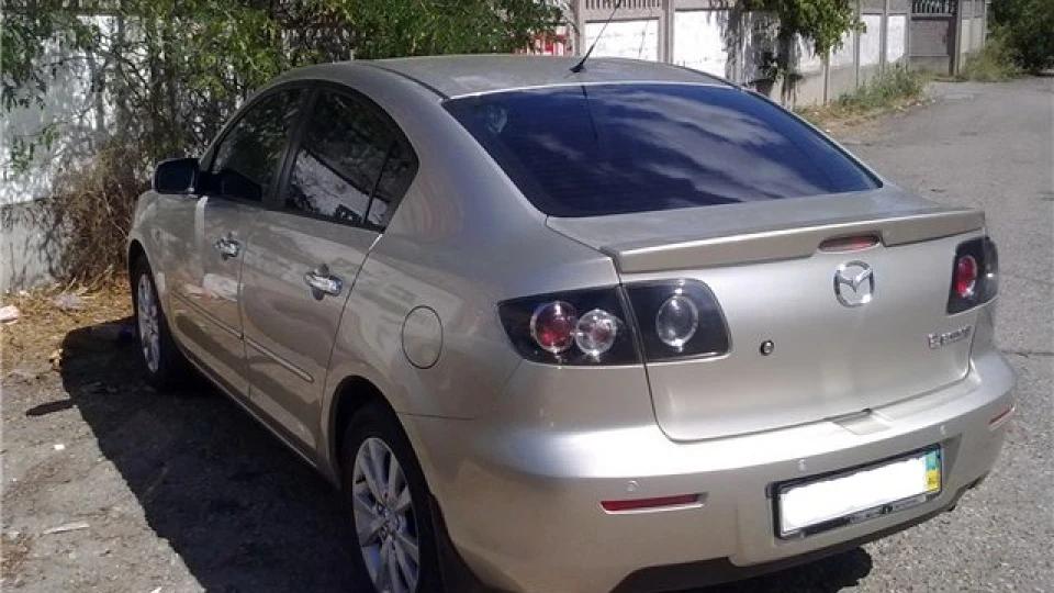 Mazda 3 2