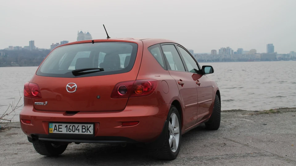 Mazda 3 3