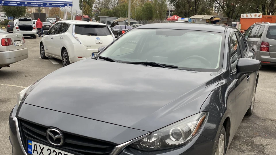 Mazda 3 3