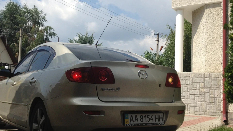 Mazda 3 2