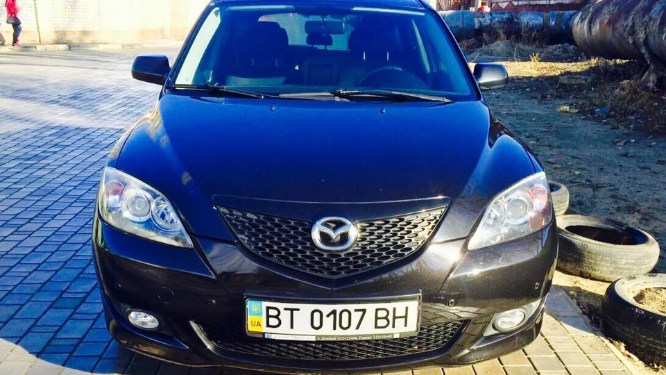 Mazda 3 4