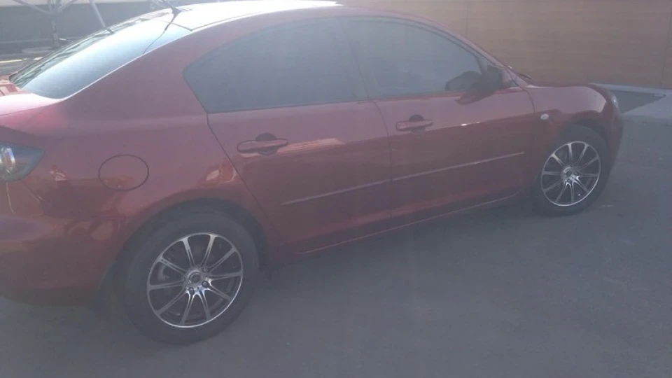Mazda 3 2