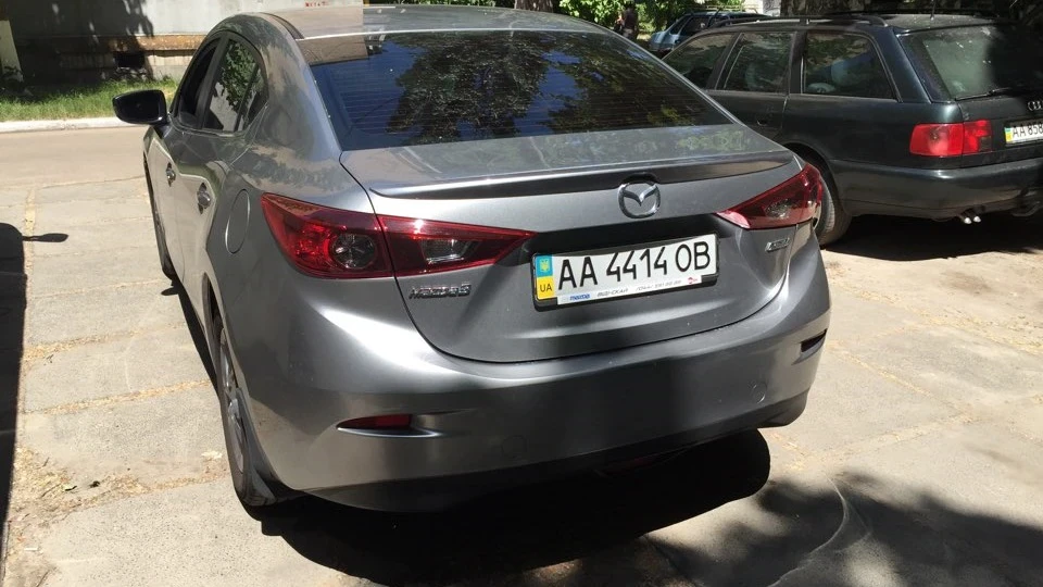 Mazda 3 4