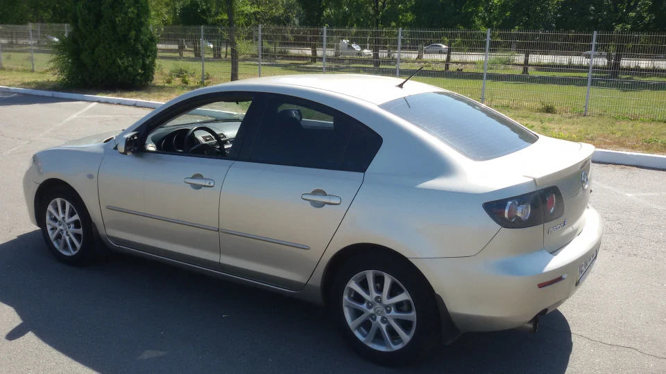 Mazda 3 🇯🇵 2