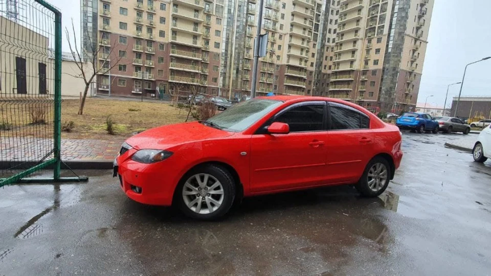 Mazda 3 5