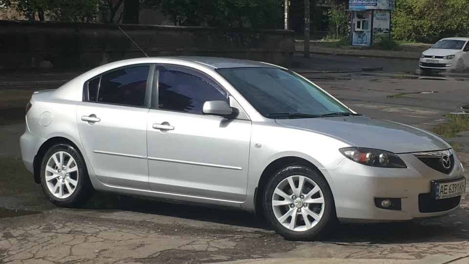 Mazda 3 3