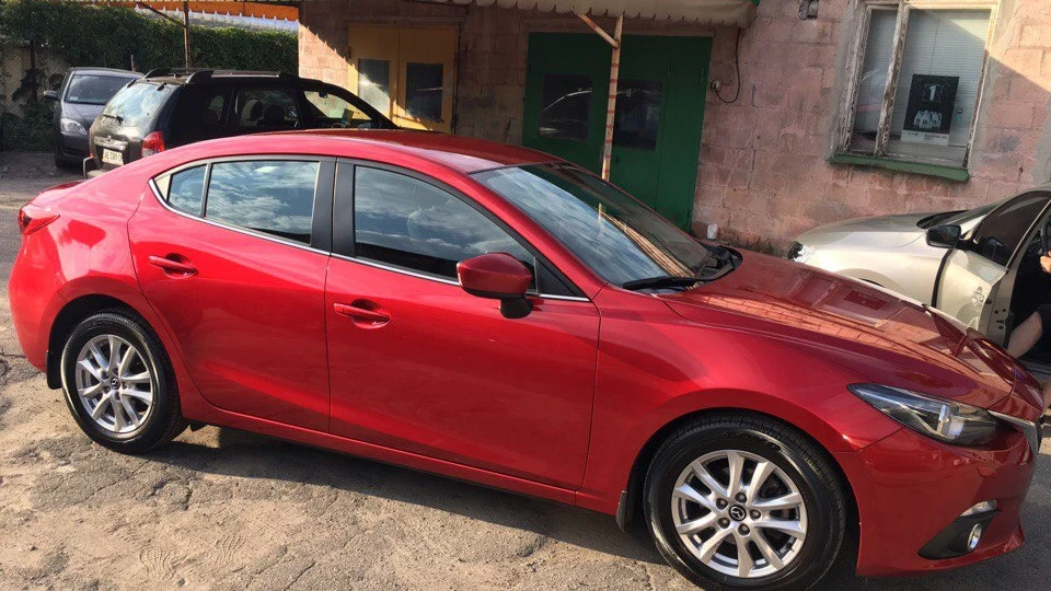 Mazda 3 2