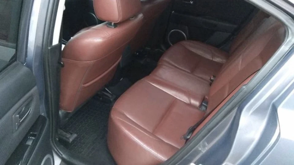 Mazda 3 5