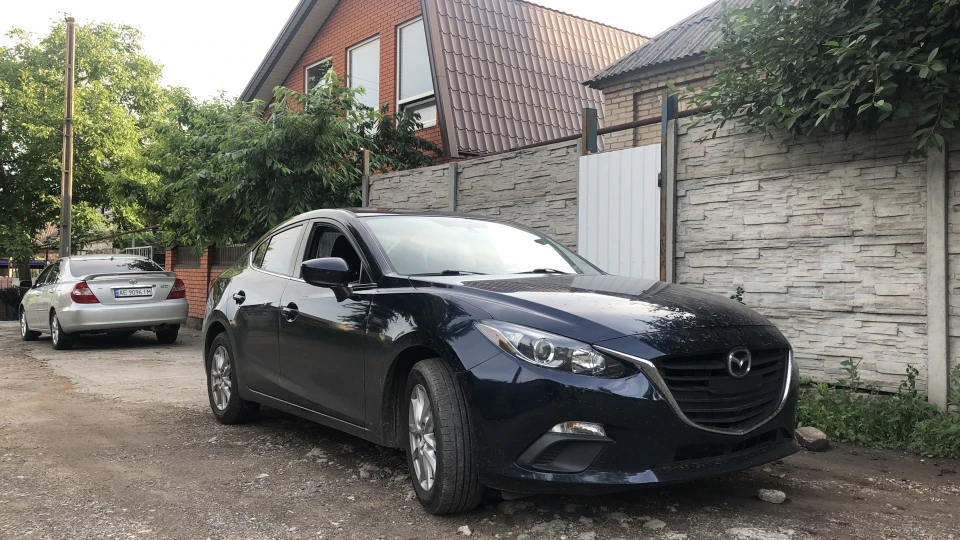 Mazda 3 2