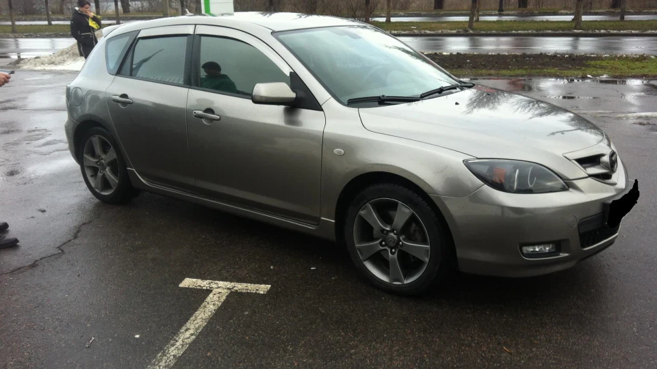 Mazda 3 2