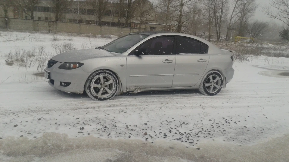Mazda 3 2