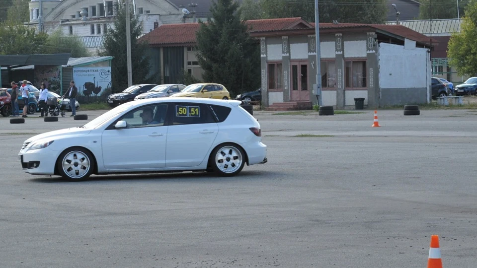 Mazda 3 3
