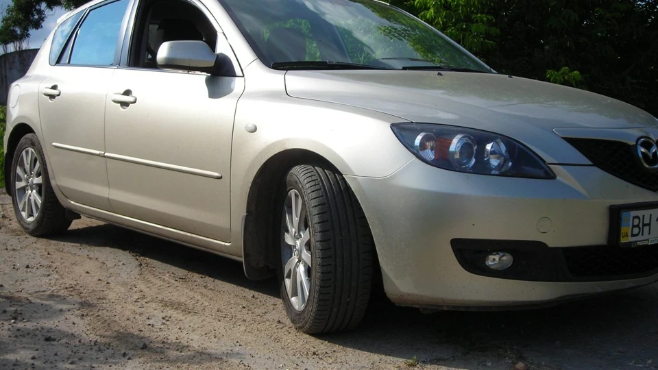 Mazda 3 3