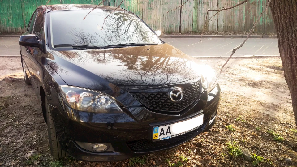 Mazda 3 4