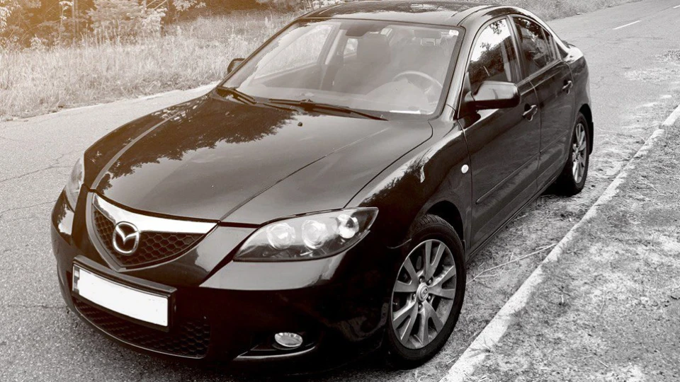 Mazda 3 🛫 2