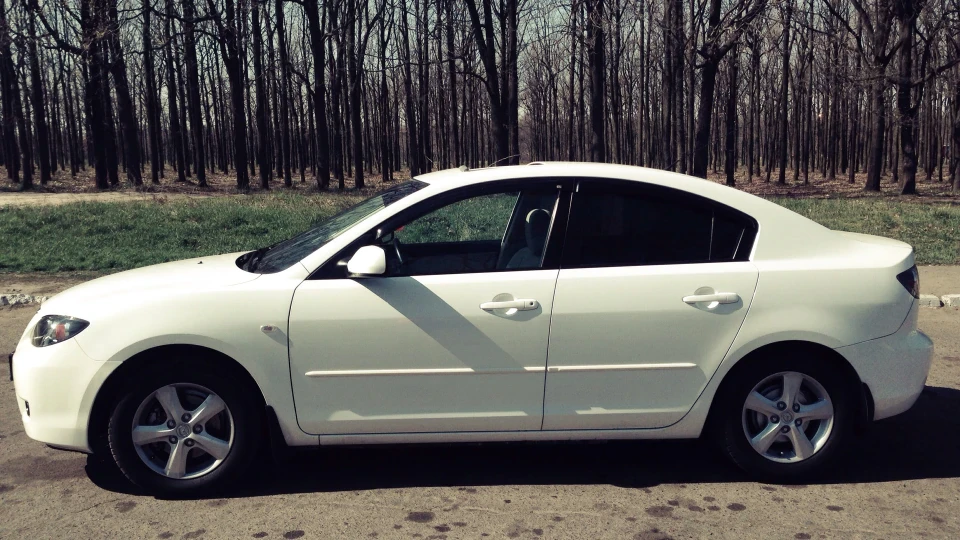 Mazda 3 2