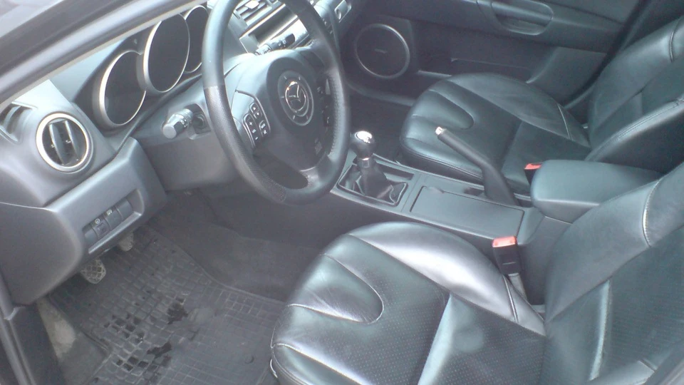 Mazda 3 2