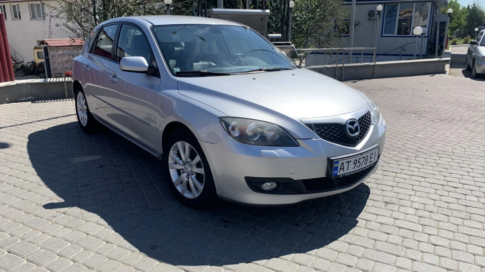 Mazda 3 2