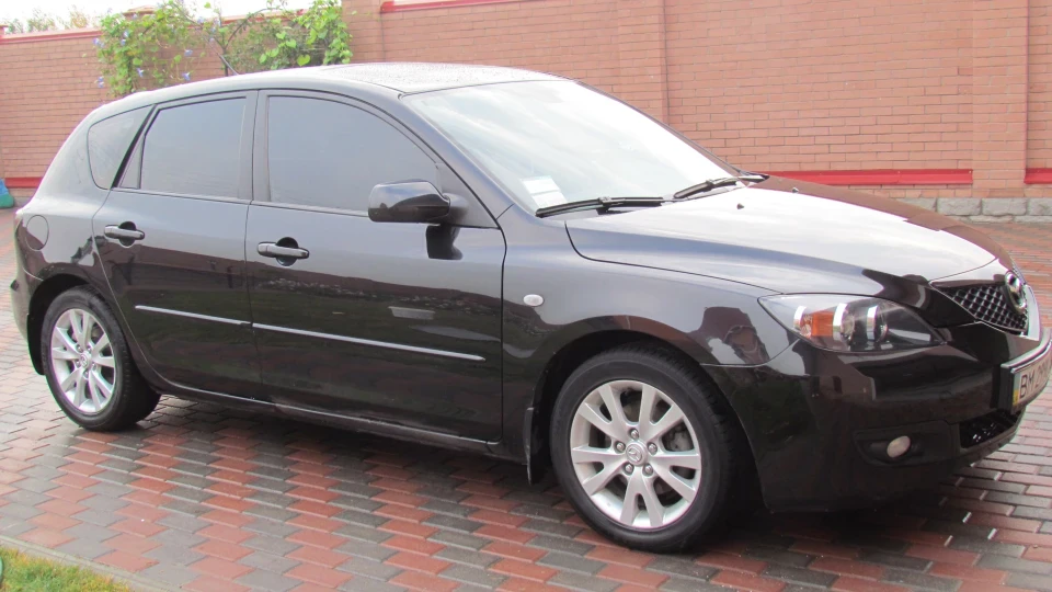 Mazda 3 4