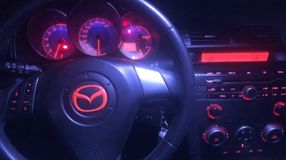 Mazda 3 4