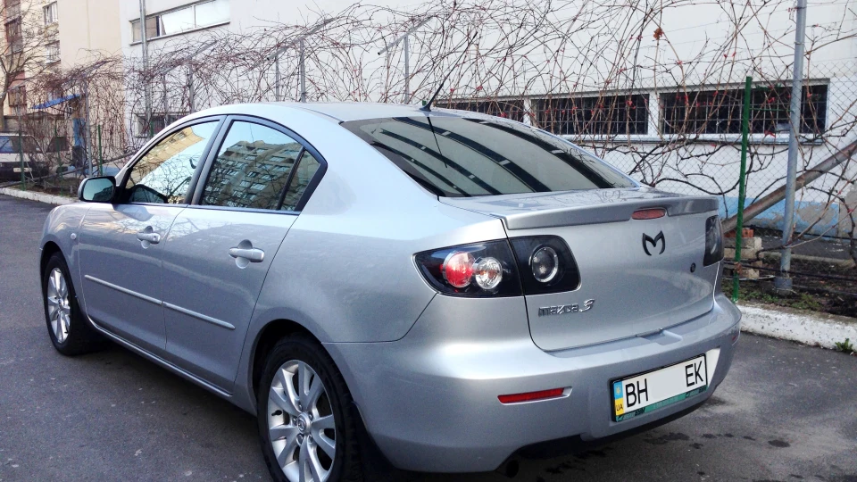 Mazda 3 3
