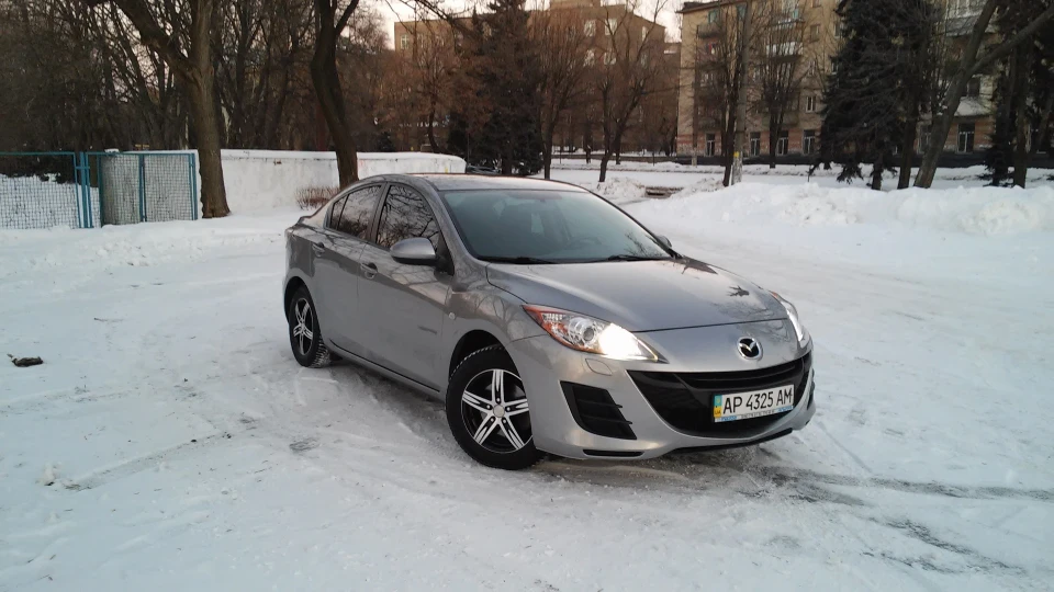 Mazda 3 2