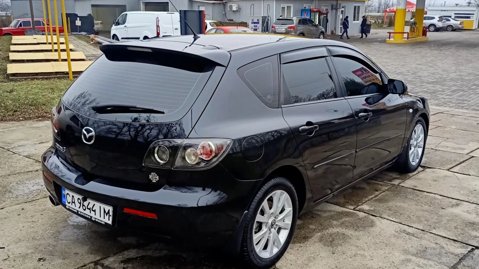 Mazda 3 2