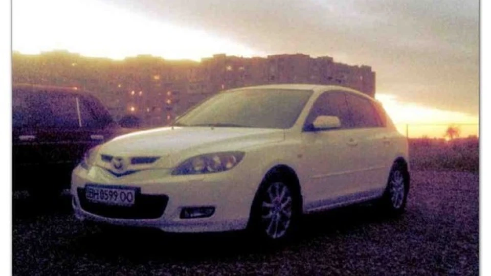 Mazda 3 4