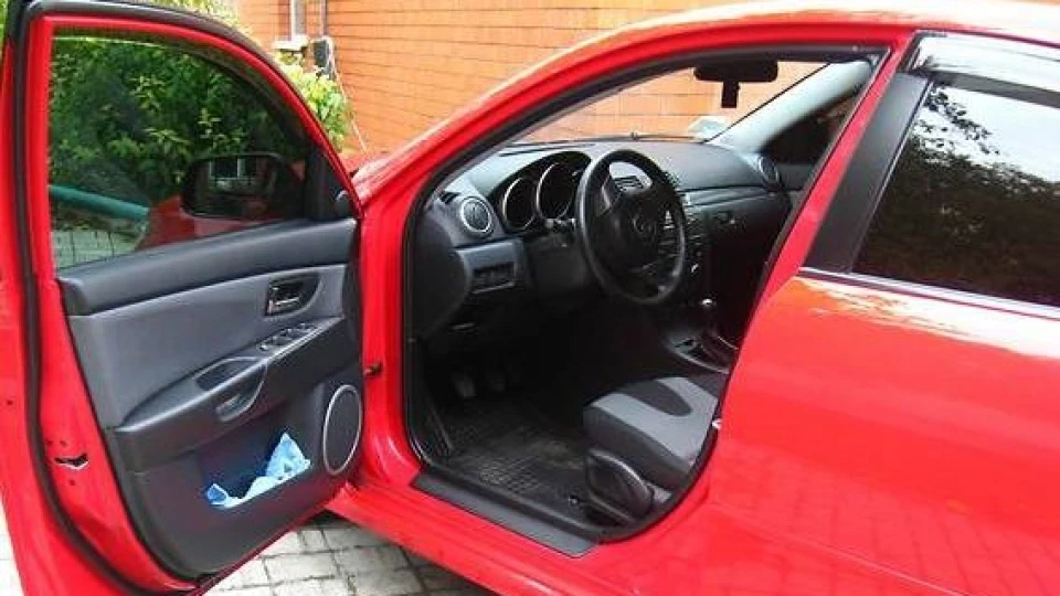 Mazda 3 2