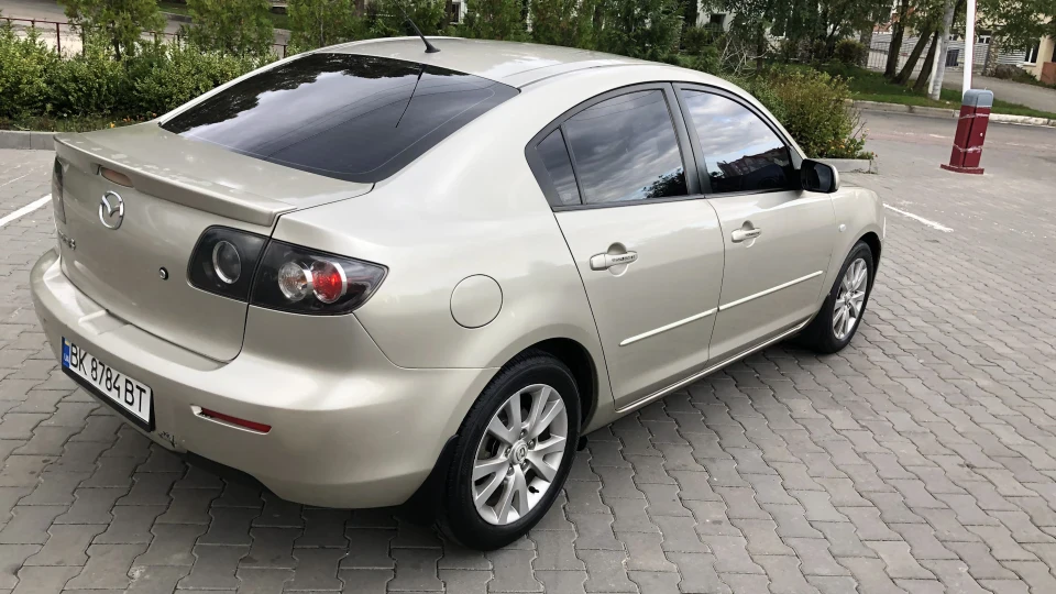 Mazda 3