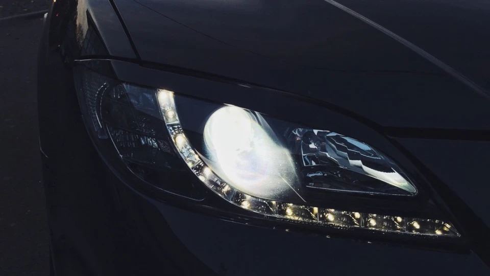 Mazda 3 4