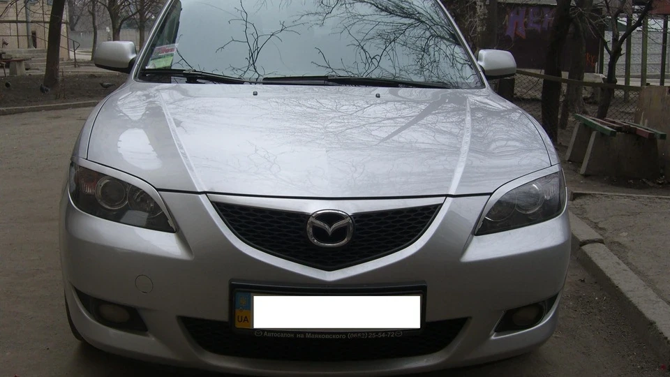 Mazda 3 1,6 АКПП, седан срібло