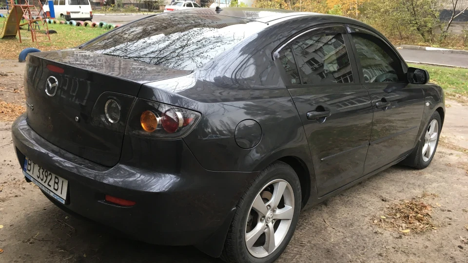 Mazda 3 1.6 bk 3