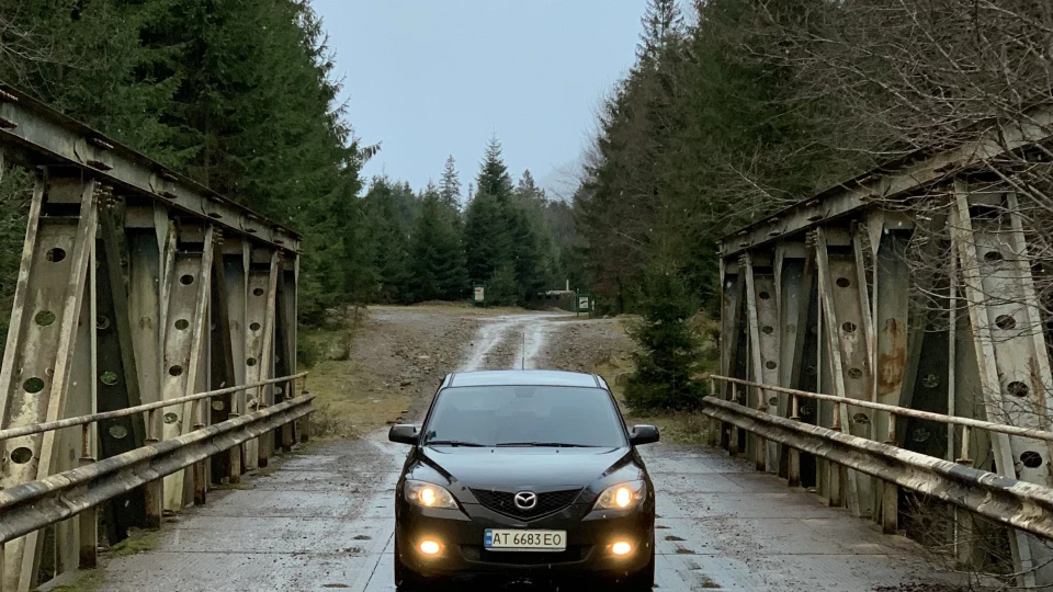 Mazda 3 1.6 turbo diesel 4