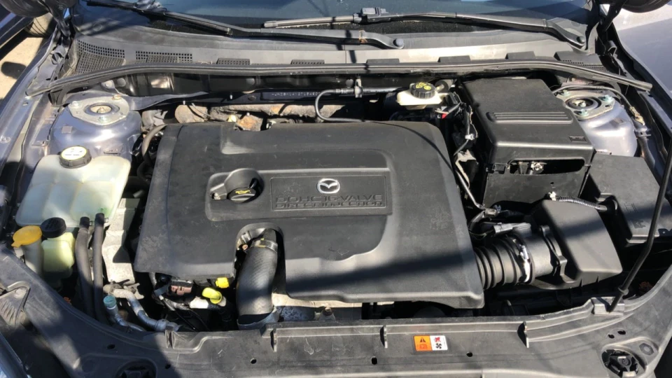 Mazda 3 1.6 TURBO DIESEL 4