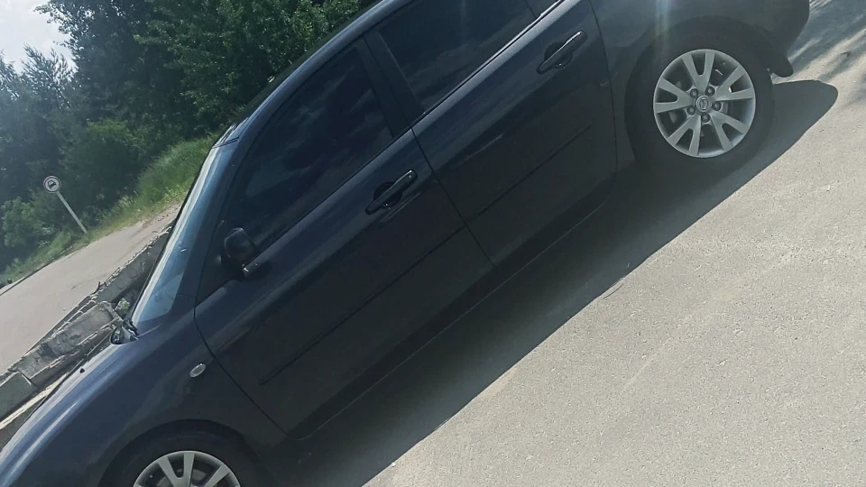 Mazda 3 1.6 💯 🇯🇵 5