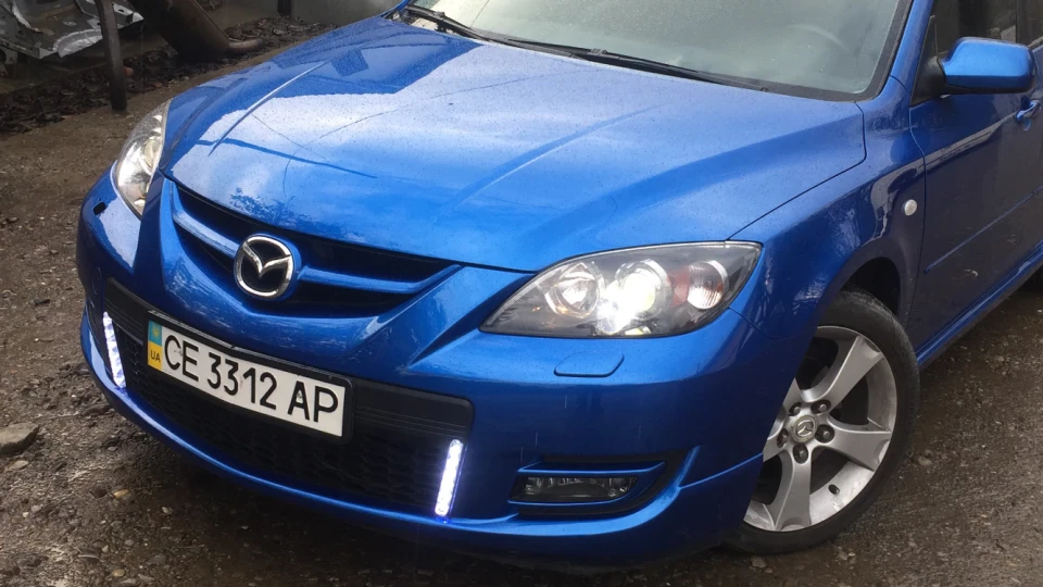 Mazda 3 1.6MT 4