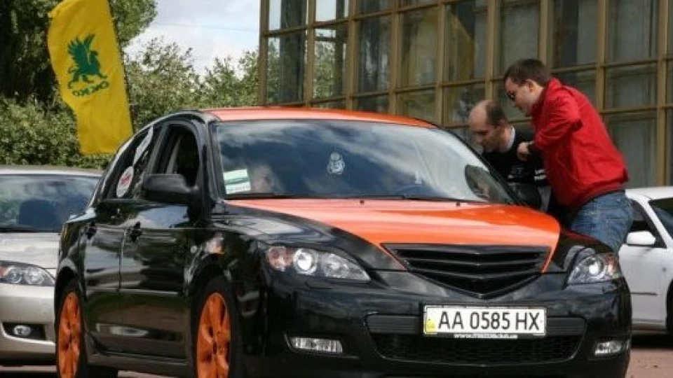 Mazda 3 2.0 sport 3