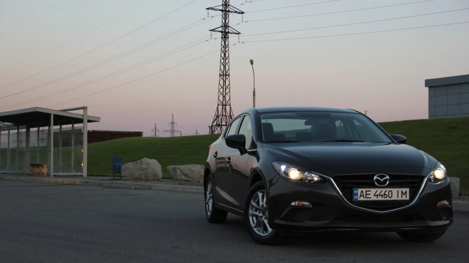 Mazda 3 2.0 SPORT