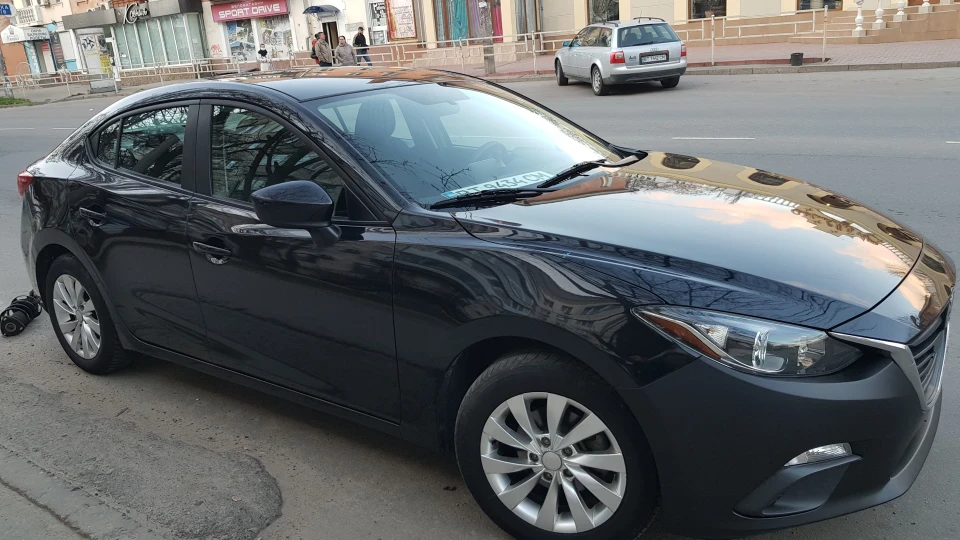 Mazda 3 2.0 sport 2