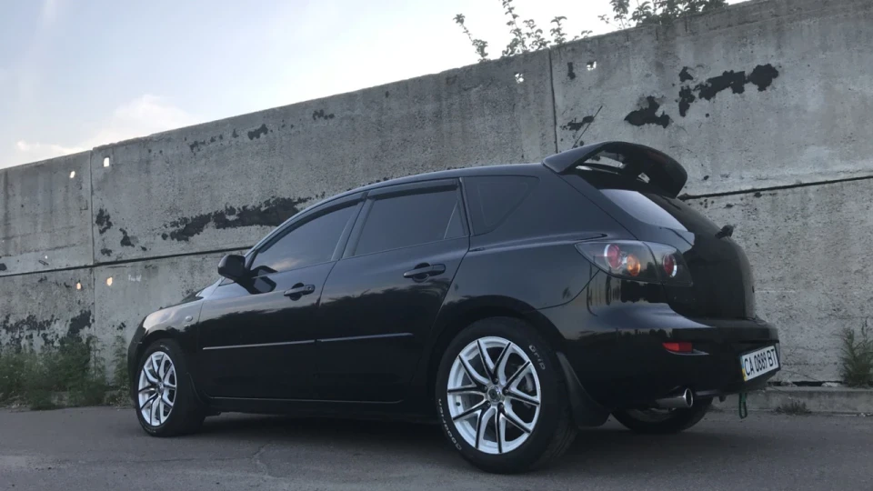 Mazda 3 2.0 3
