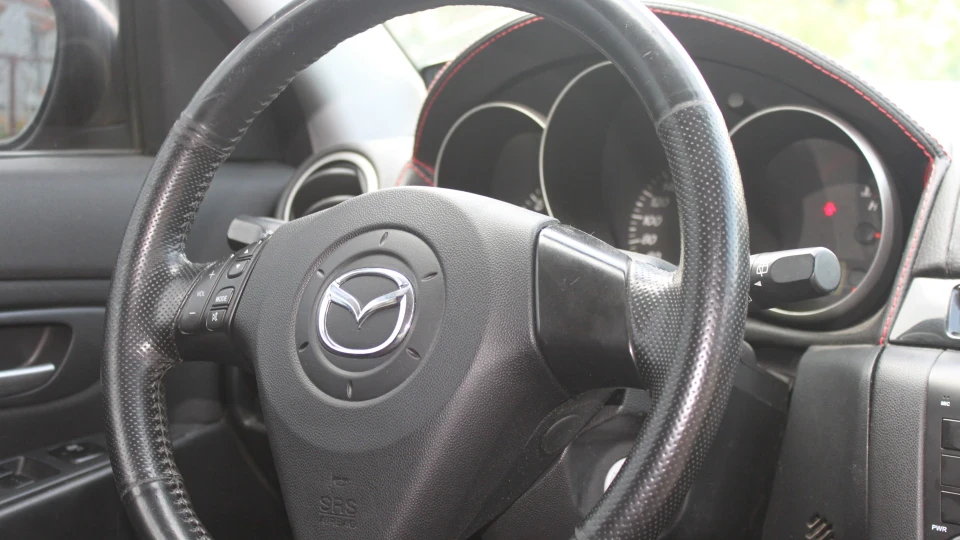 Mazda 3 2003 г.в. AT 5